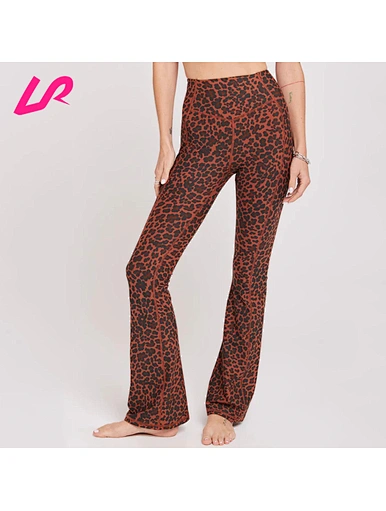 Our Leopard Print Gym Leggings combine functionality and style. Made from high-quality materials and designed for a range of activities, it's perfect for your next workout. Shop now!